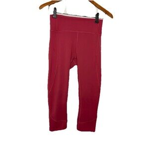 Lululemon Women's 6 rosy Red Crop Leggings